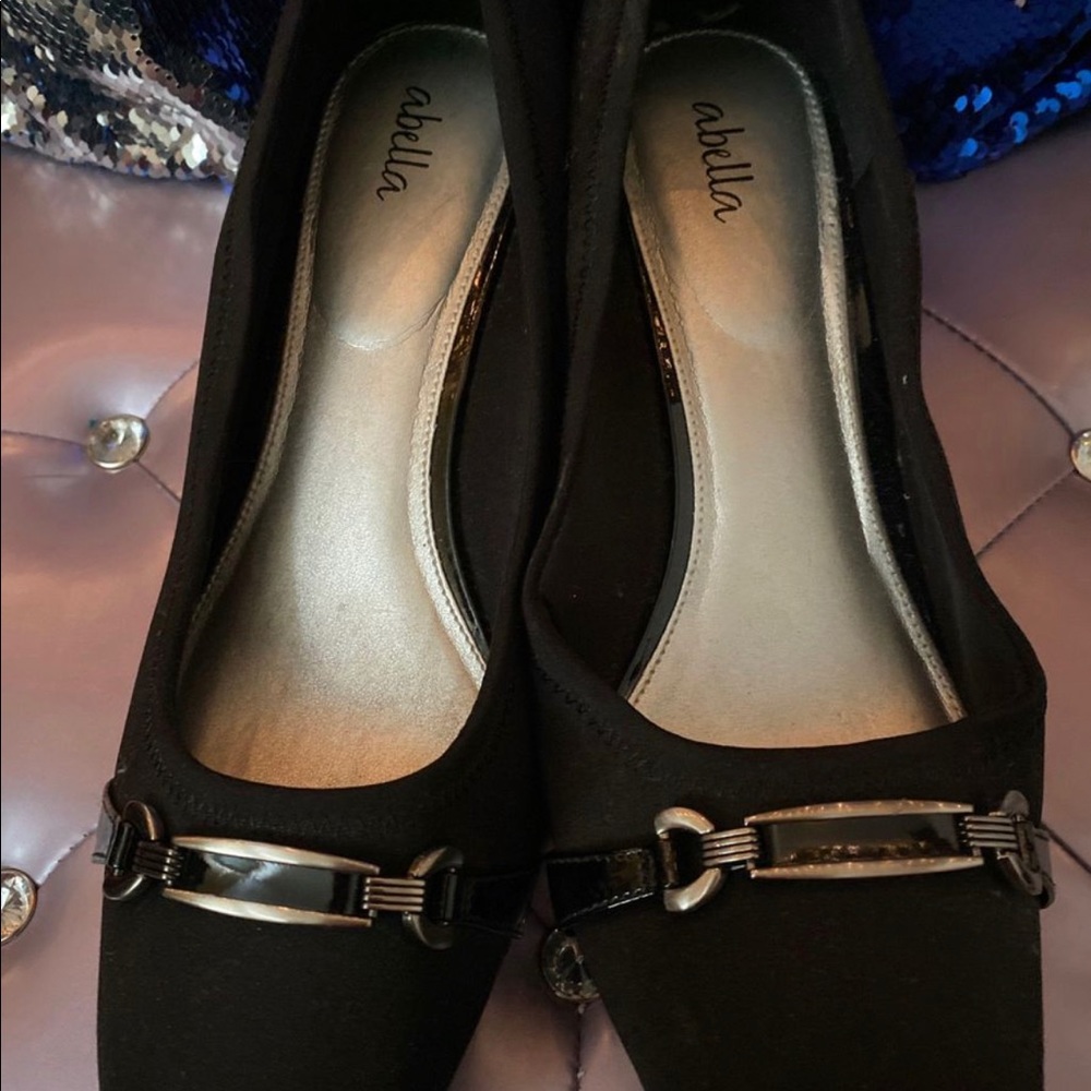 Black heels